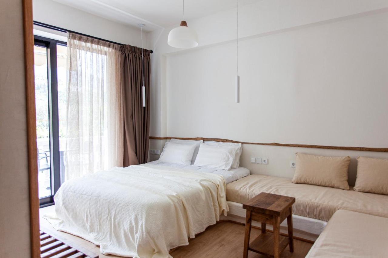 Alex & Sofi Hotel Himare Exterior photo