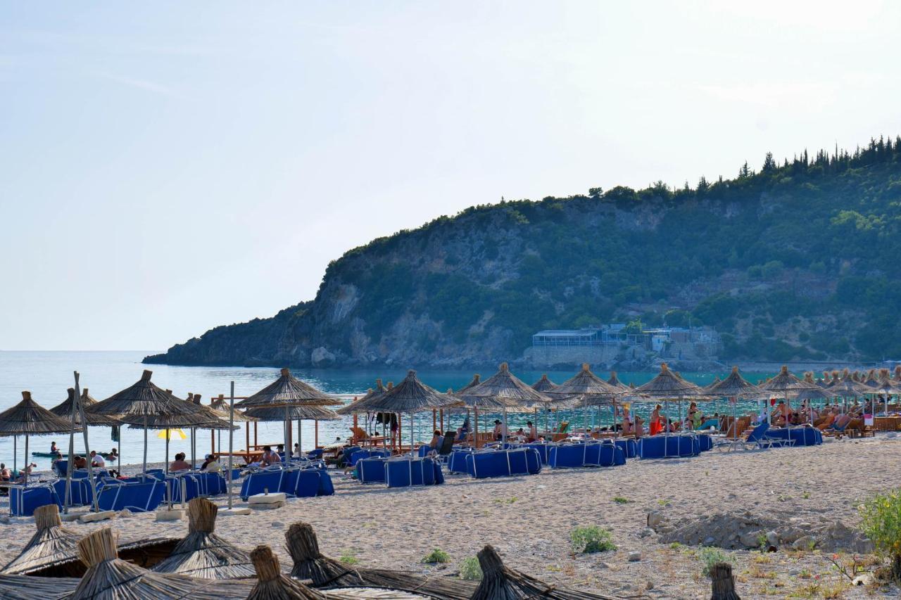 Alex & Sofi Hotel Himare Exterior photo