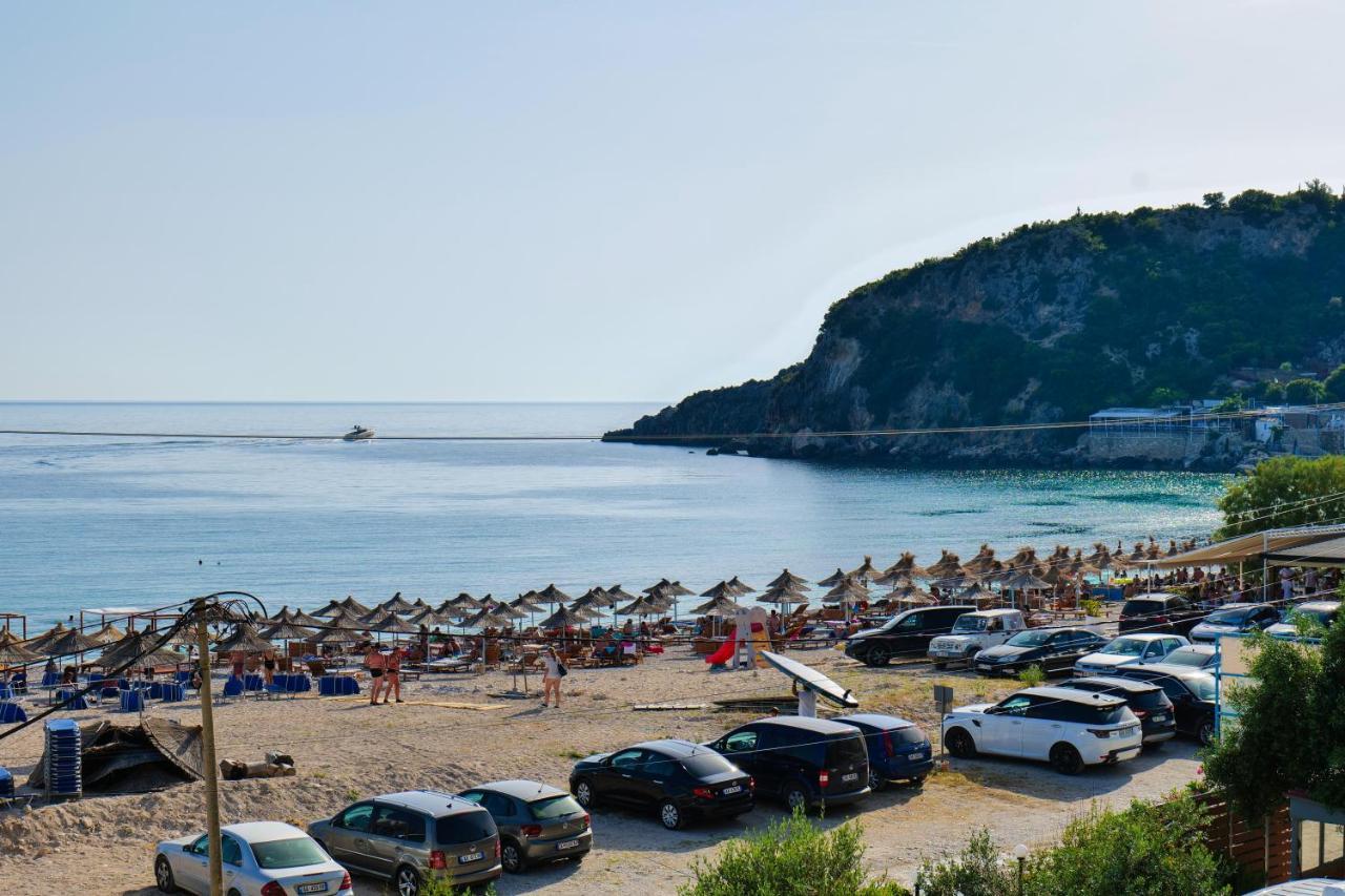 Alex & Sofi Hotel Himare Exterior photo
